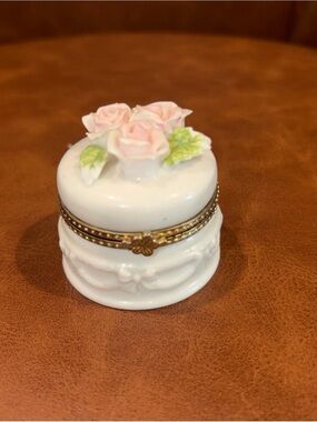 Vintage JC Penney Porcelain Rose Trinket Box